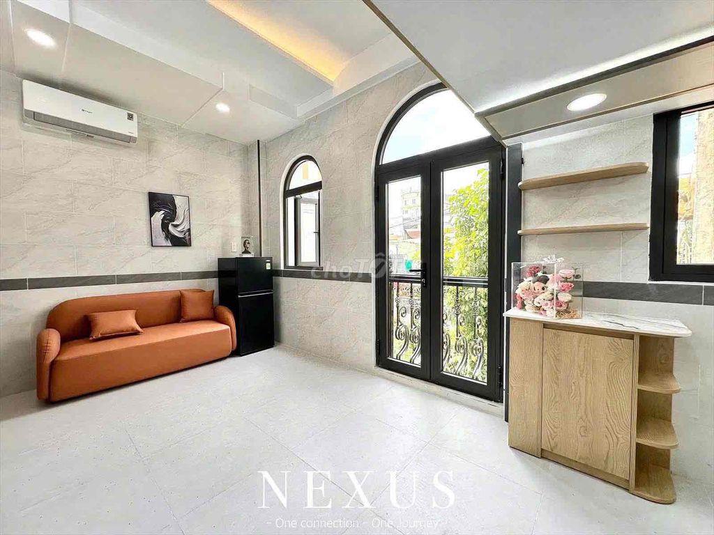 Duplex ban công cửa sổ trời Full nội thất ngay đường Phạm Văn Đồng