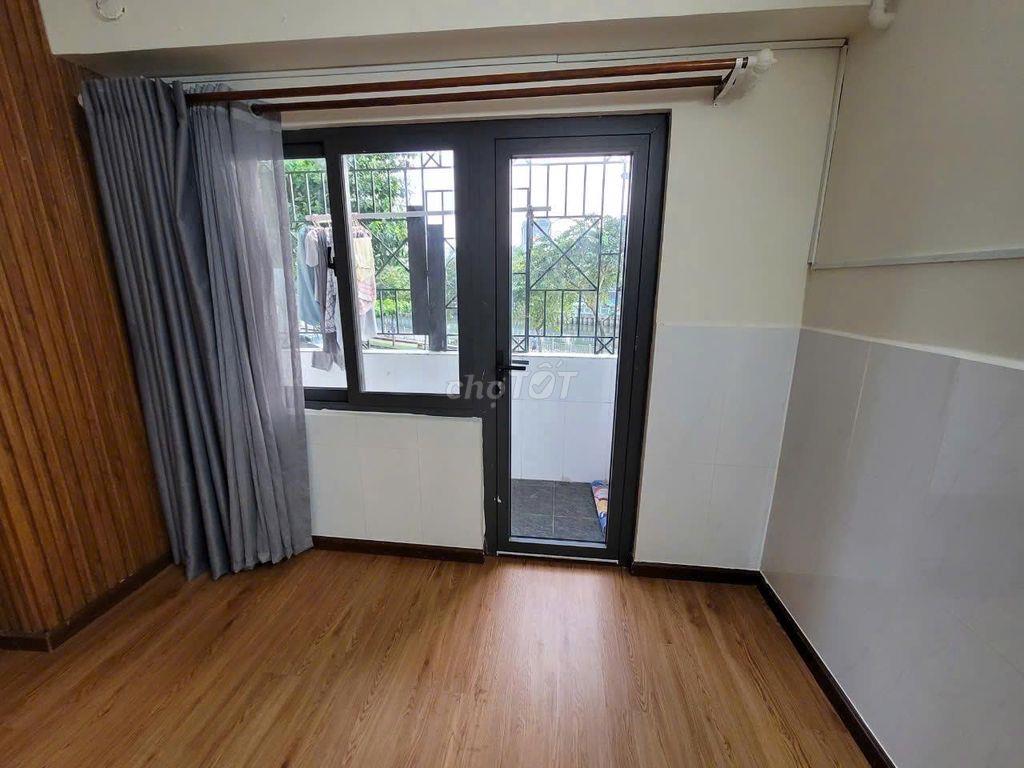 CC 336/24 Nguyễn Văn Luông, P12, Q. 6 DT 66m2, 2PN, 1WC