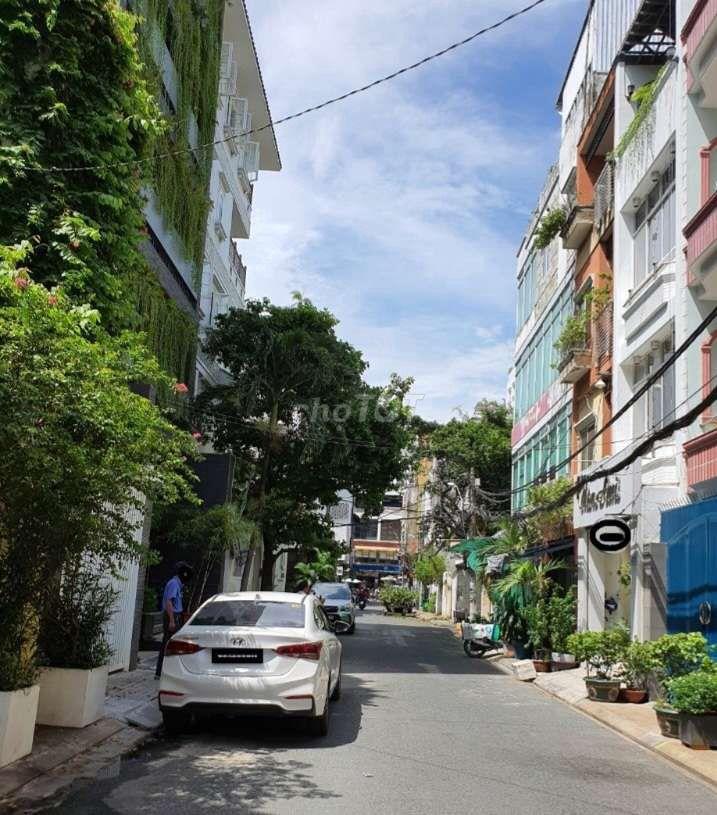 Bán nhà hẻm xe hơi Lê Đình Cẩn, Bình tân, 4x14, 4 tầng, chưa đến 6 tỷ