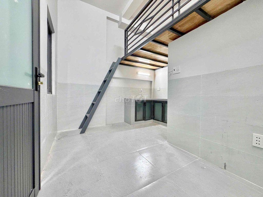 DUPLEX MỚI XÂY FULL NT GÁC CAO - THANG MÁY - GẦN ÂU CƠ & ĐH VĂN HIẾN