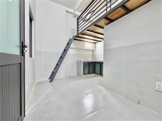 DUPLEX MỚI XÂY FULL NT GÁC CAO - THANG MÁY - GẦN ÂU CƠ & ĐH VĂN HIẾN