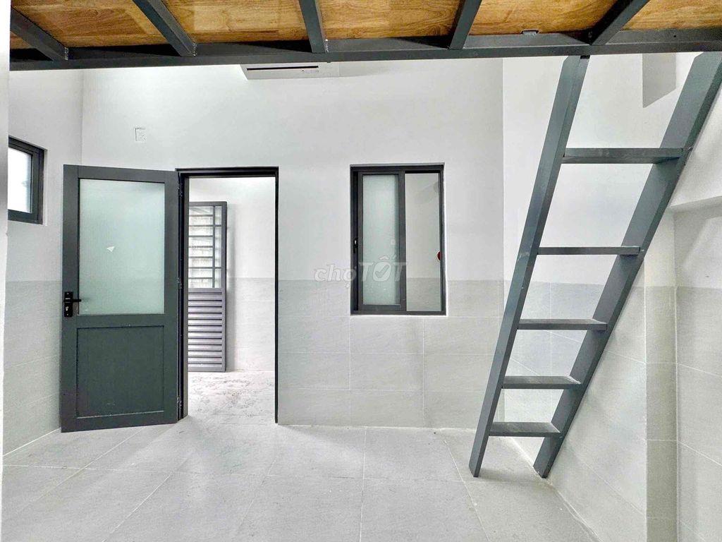 DUPLEX MỚI XÂY FULL NT GÁC CAO - THANG MÁY - GẦN ÂU CƠ & ĐH VĂN HIẾN