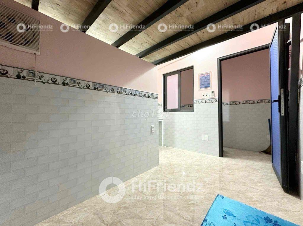 PHÒNG TRỌ CÓ GÁC - SẴN MÁY LẠNH - THANG MÁY - CÁCH ĐH HỒNG BÀNG 500M