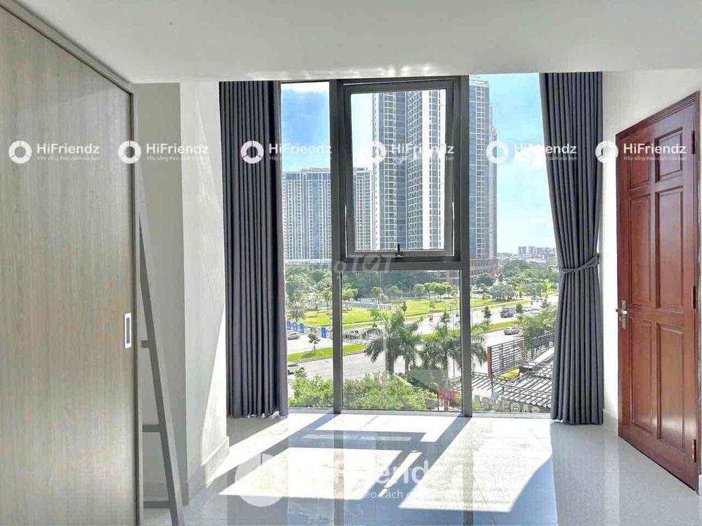TRỐNG LẠI SIÊU PHẨM CỬA SỔ VIEW KÍNH - GÁC CAO - GẦN AEON BÌNH TÂN