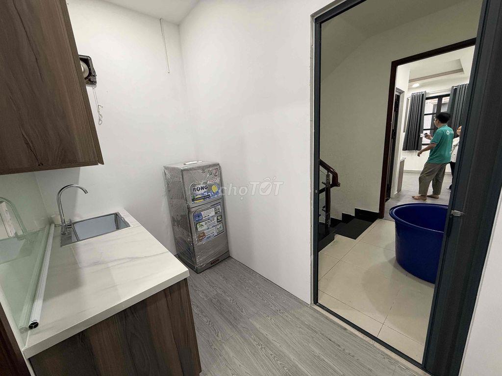 PHÒNG TÁCH BẾP BAN CÔNG RỘNG 50m2 CITYLAND GÒ VẤP