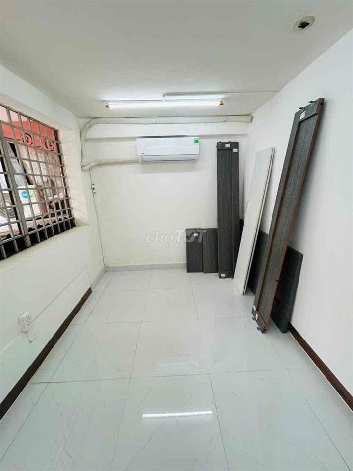 2Pn 40m2 ngay UEF, HIU, Hutech, GTVT, Đường Điện Biên Phủ, Bình Thạnh