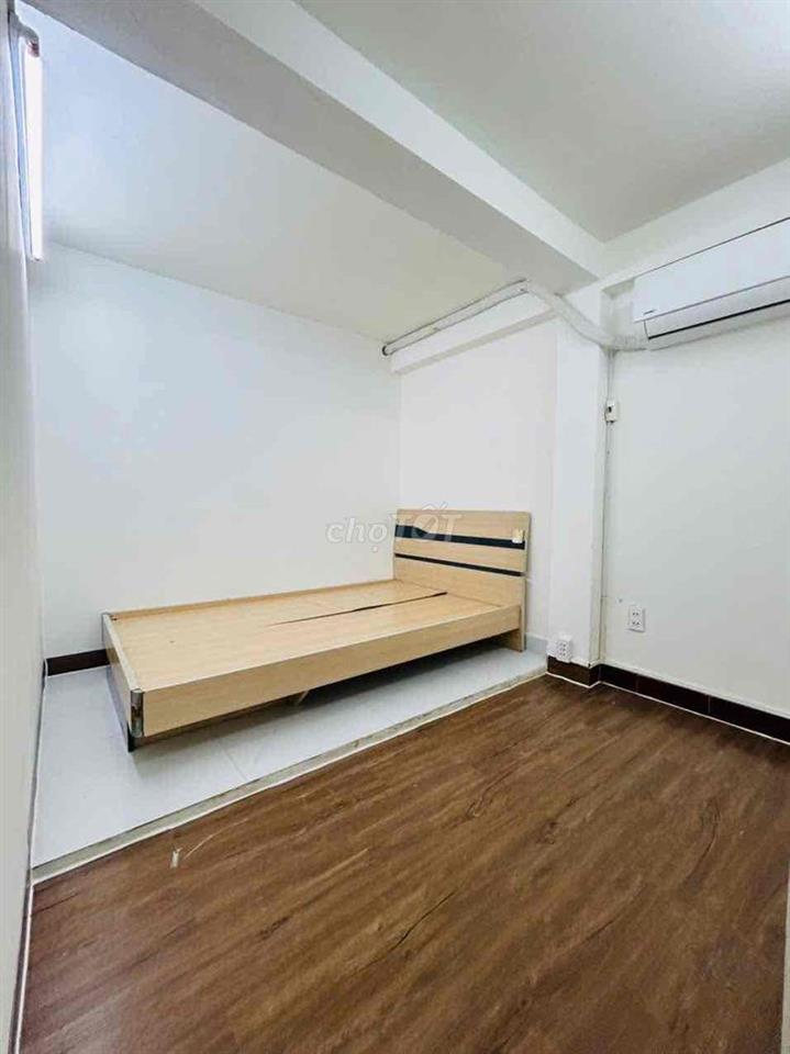 2Pn 40m2 ngay UEF, HIU, Hutech, GTVT, Đường Điện Biên Phủ, Bình Thạnh