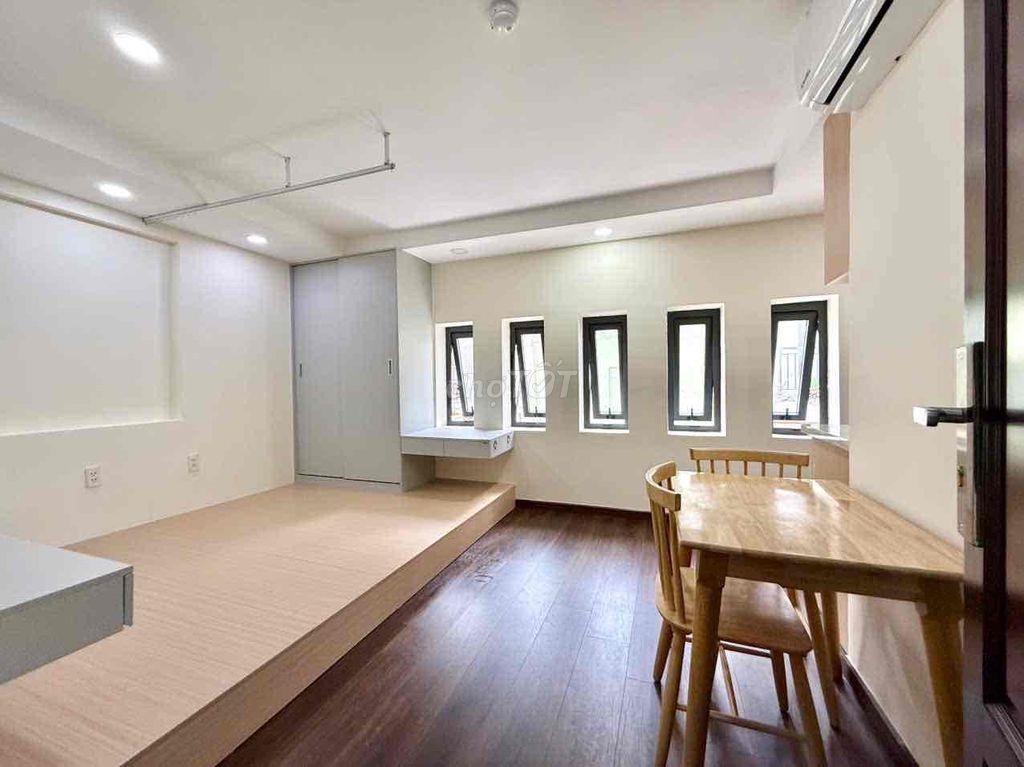 DỰ ÁN MỚI Ngã Tư Hàng Xanh, Full nội thất, Thang máy