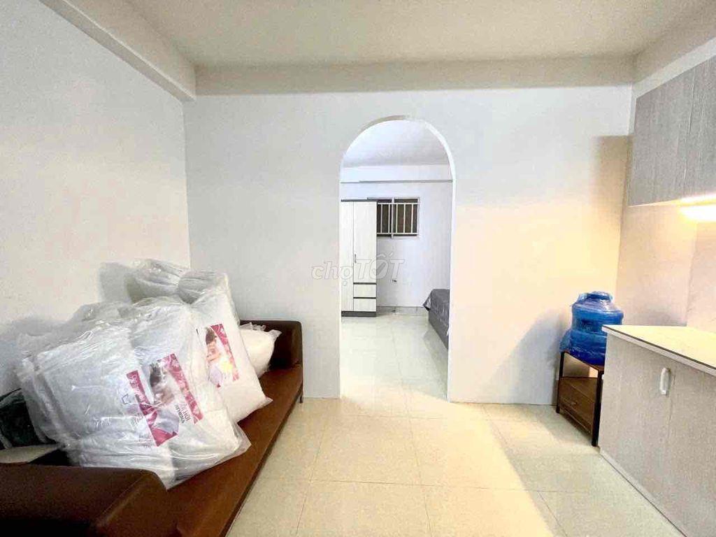 1 Phòng ngủ tách bếp, cửa sổ lớn, Lê Văn Sỹ, Q3 6tr5