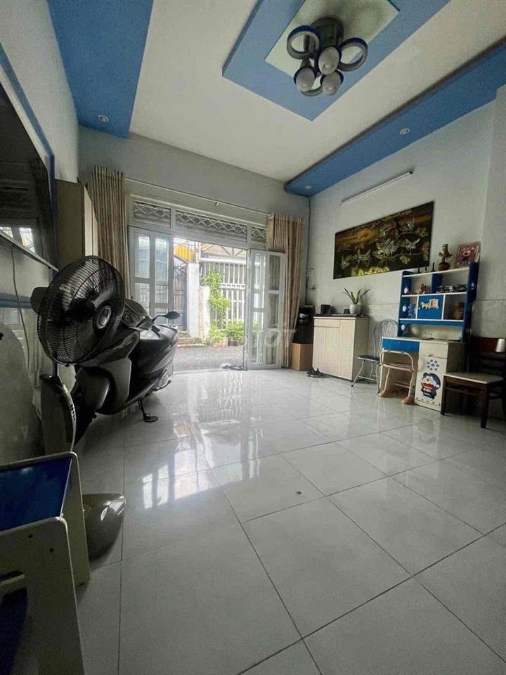 nhà gần trung tâm