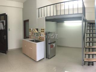 Cho thuê căn hộ máy lạnh, máy giặt, nước nóng Liên Phường có ban công