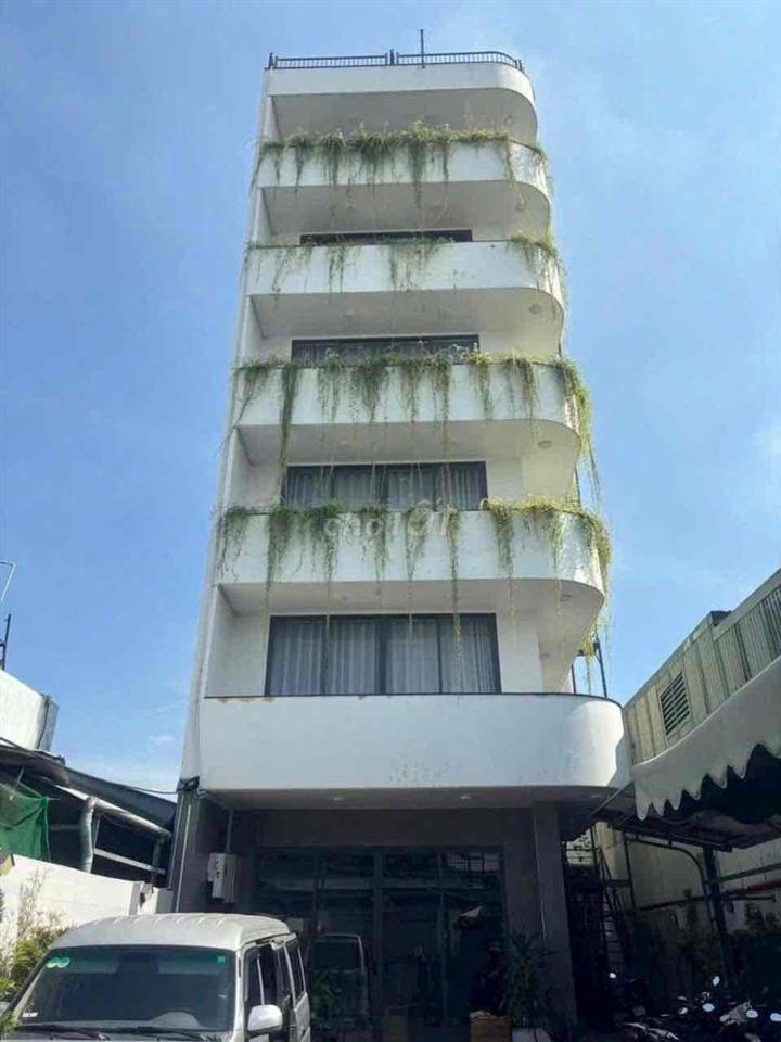 cần bán căn nhà 6 tầng ở Binh Dương Cũ