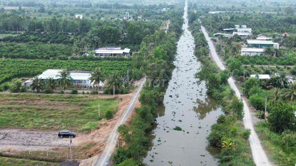 Bán Đất Mặt Tiền Kênh Ranh Bình Đức Thủ Thừa