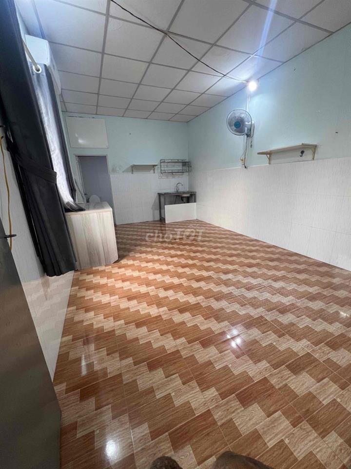 Phòng trọ Lâm Văn Bền quận 7