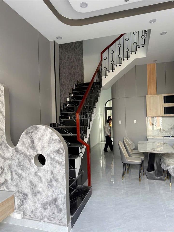  BÁN NHÀ GẦN KCN CẦU TRÀM – 2TỶ
