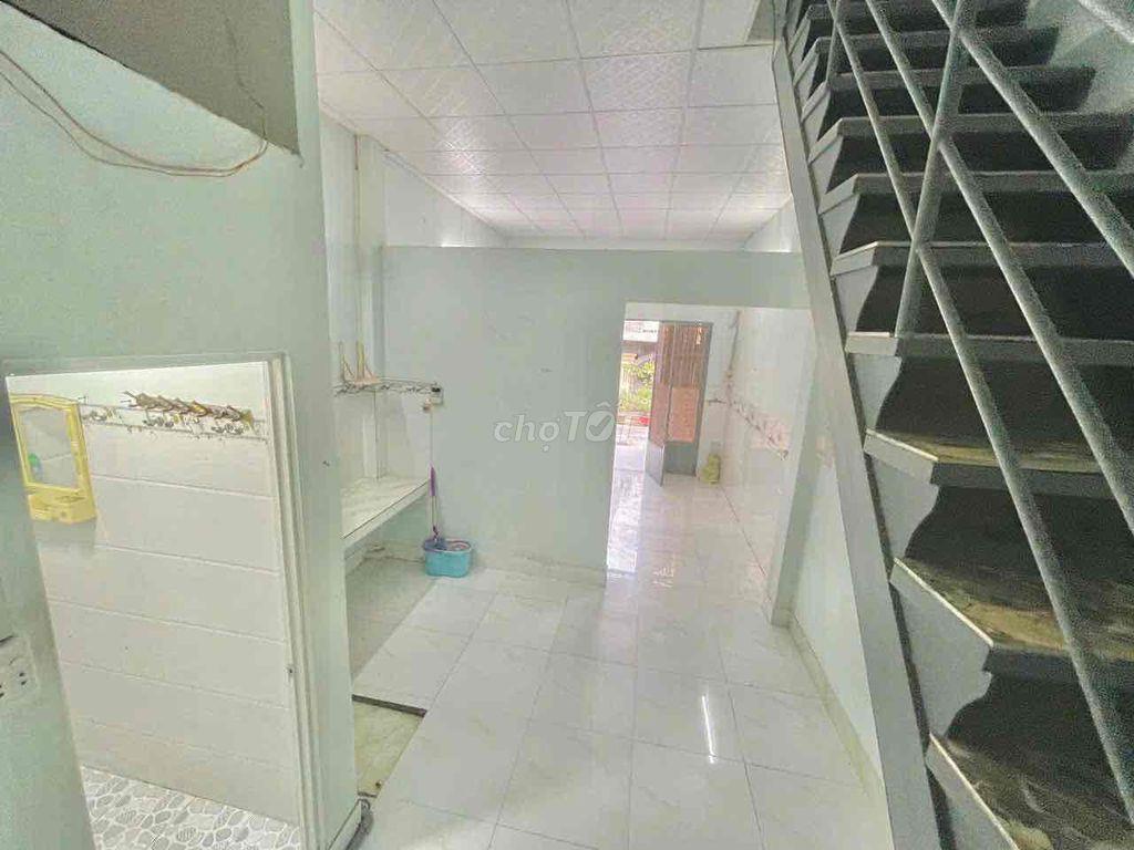 nhà cho thuê nguyên căn 7,5 triệu đường hương lộ 2 bình tân