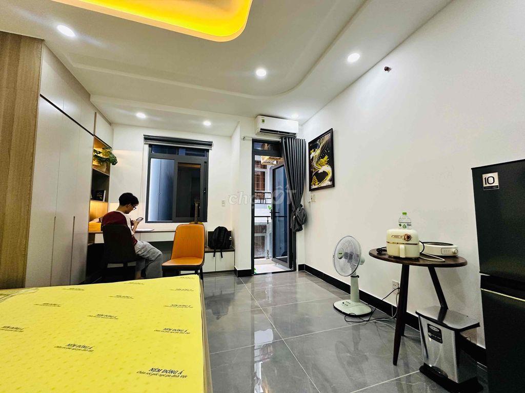 🏡Phòng studio balocony, giặt sấy riêng gần Phố Ẩm Thực Phan Xích Long