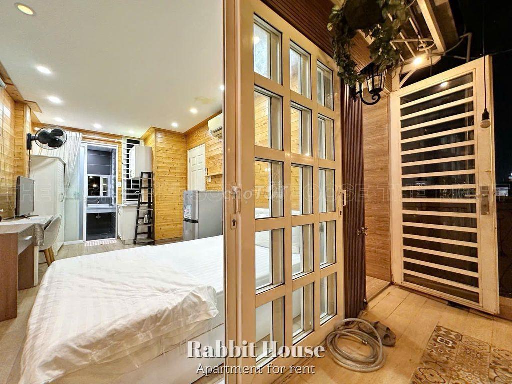 🏡 Phòng Balcony lớn Nguyễn Thị Minh Khai gần Vòng Xoay Dân Chủ Quận 3