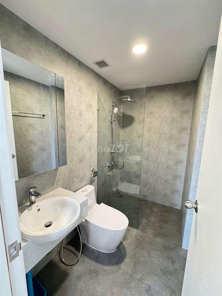 SẴN PASS VÀO Ở NGAY 2PN VIEW SÔNG CBD SIÊU MÁT MỚI 100% THUÊ LÂU DÀI