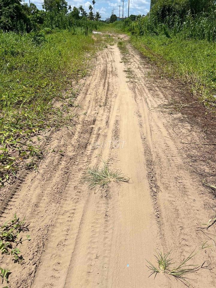 Bán nền biệt thự trung tâm Phong Điền