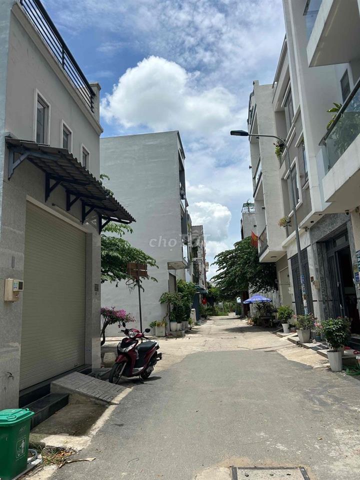 bán nhà đường Bình Thành
