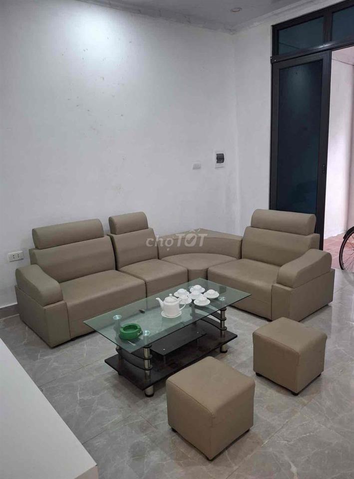 chính chủ cho thuê nhà c4 riêng biệt 2pn, 1 khách diện nước tự trả