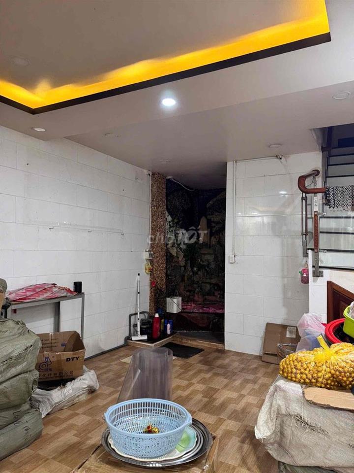 [CHÍNH CHỦ Dọn vào ở liền] Nhà ốp gỗ nội thất, kính cường lực