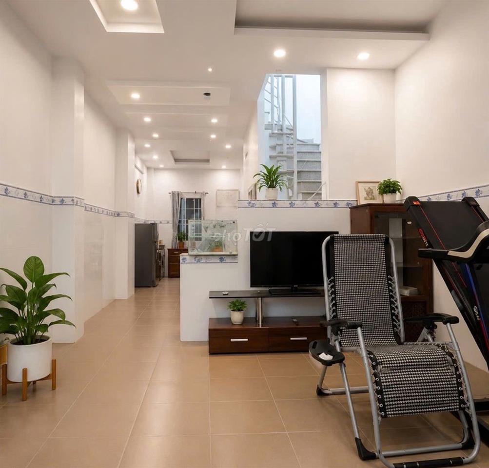2 TẦNG BTCT, 50M2, HXH THÔNG, P TÂY THẠNH TÂN PHÚ GIÁP TÂN BÌNH HƠN 5T