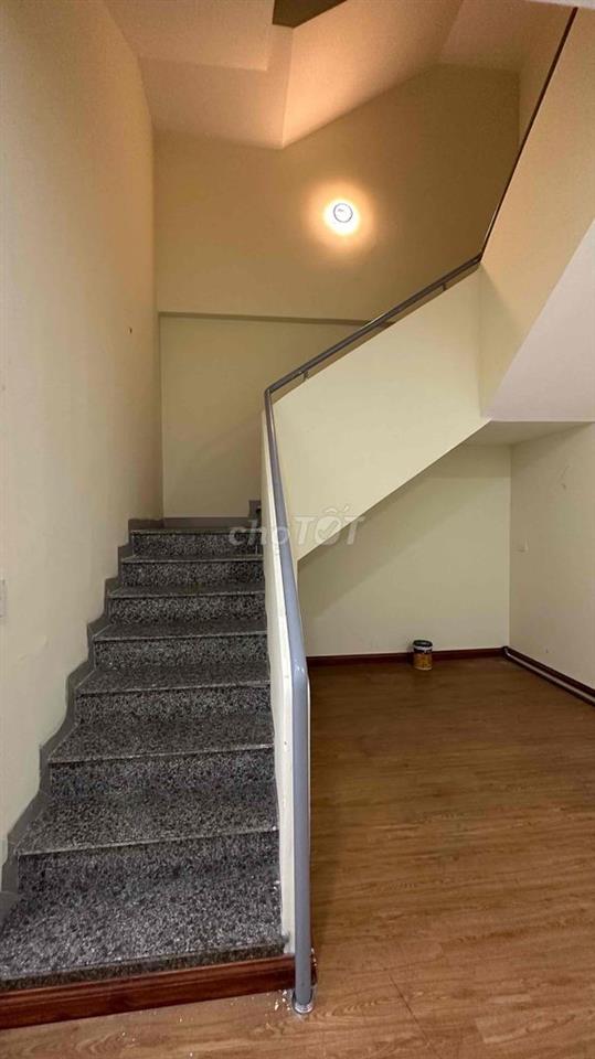 Nhà mặt tiền 986 Ngô Quyền, 100m2