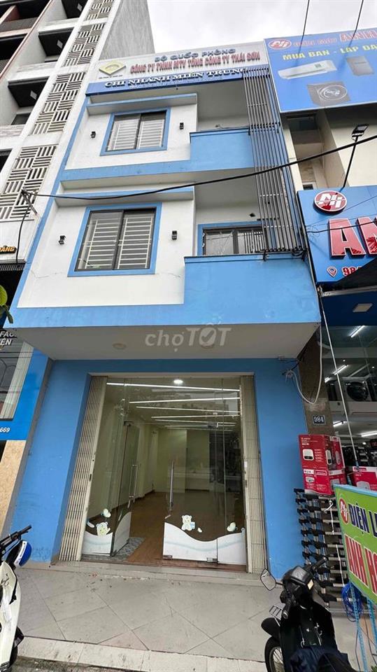 Nhà mặt tiền 986 Ngô Quyền, 100m2