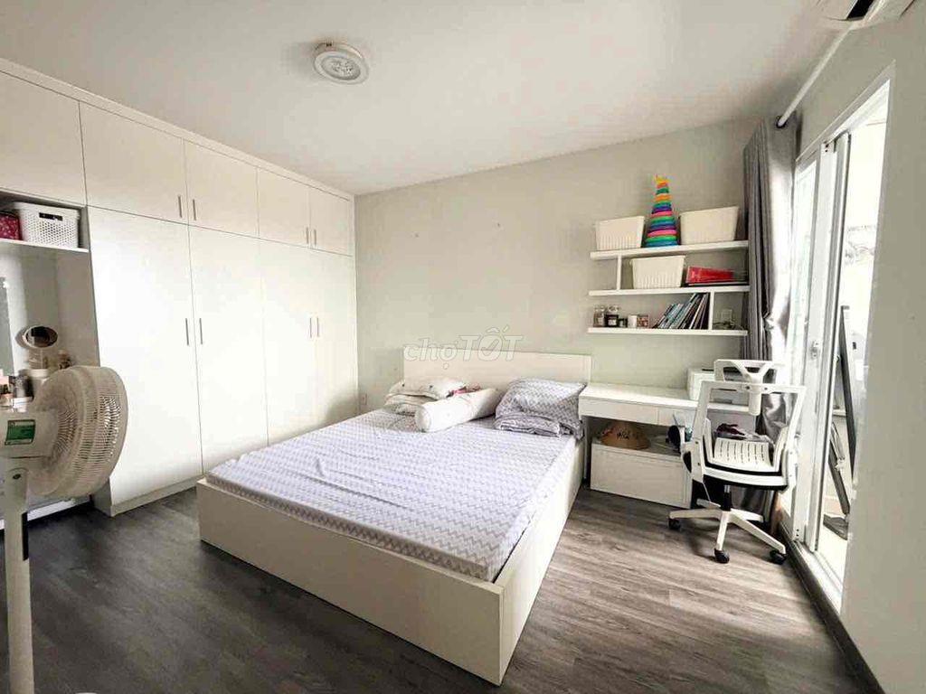 PHOENIX CẦN BÁN ĐỂ LẠI ĐẦY ĐỦ NỘI THẤT 3ty4