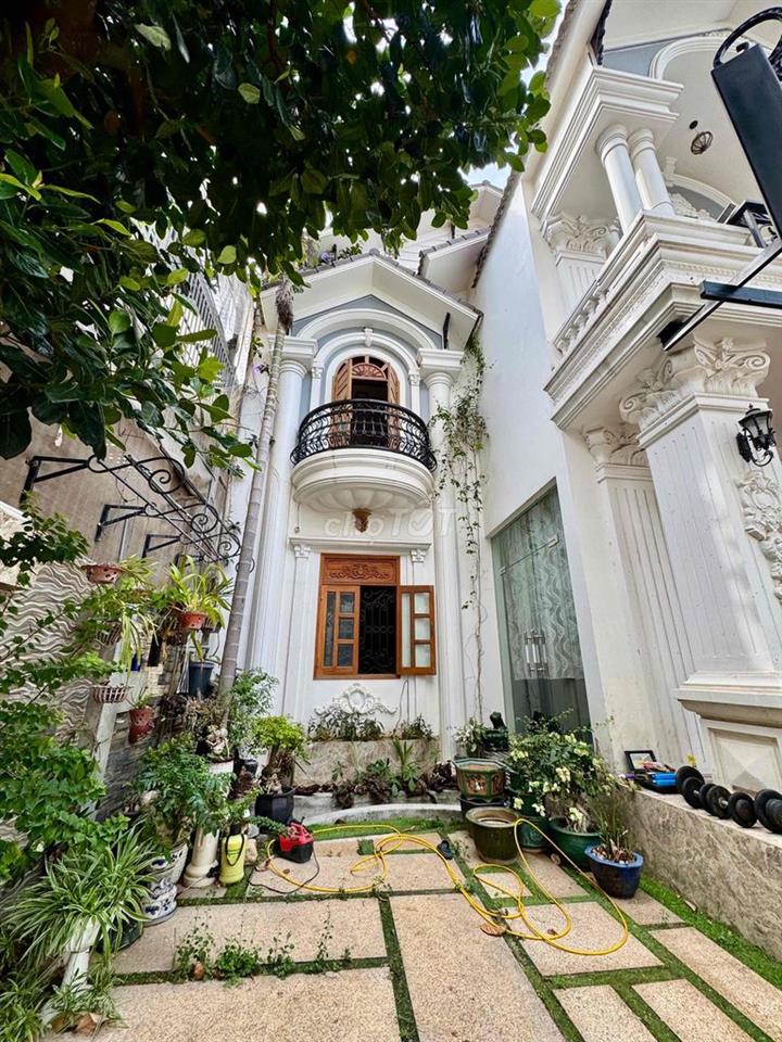 🏠Một siêu phẩm mới ra lò   - Vị trí : gần siêu thị Go gần nhà xe Kim L
