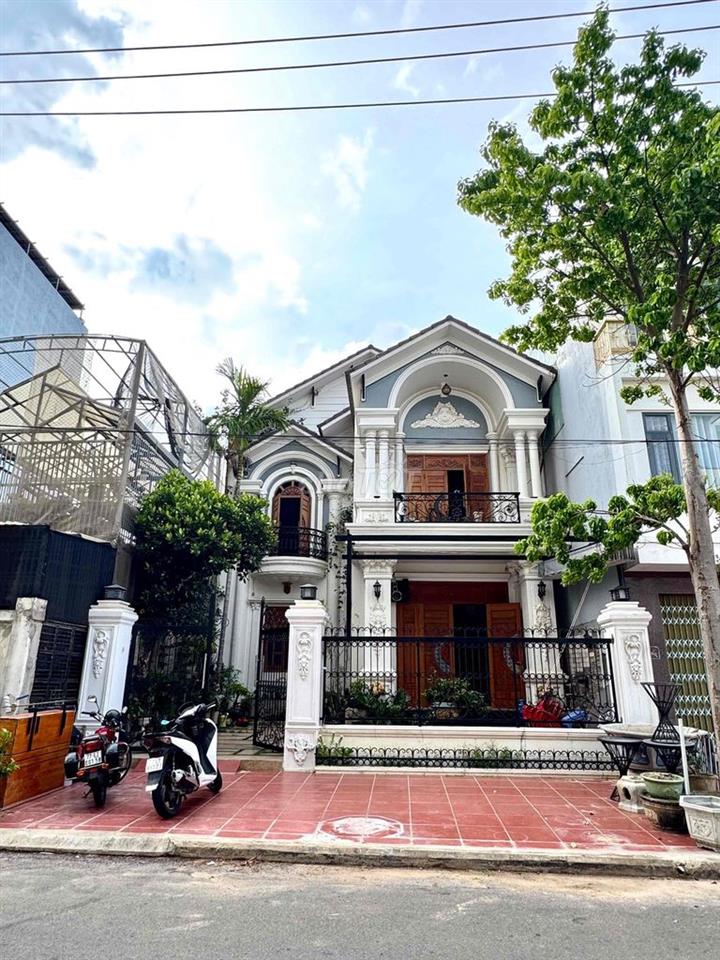🏠Một siêu phẩm mới ra lò   - Vị trí : gần siêu thị Go gần nhà xe Kim L
