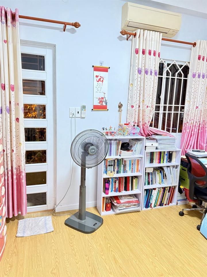 Cần bán căn hộ chung cư