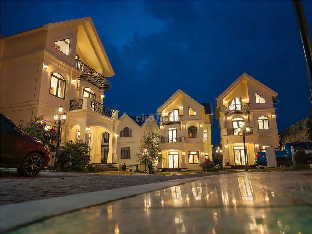 Sở Hữu 2 Căn Biệt Thự Nằm Trong Khu Villa KHU ROYAL -10,5 tỷ