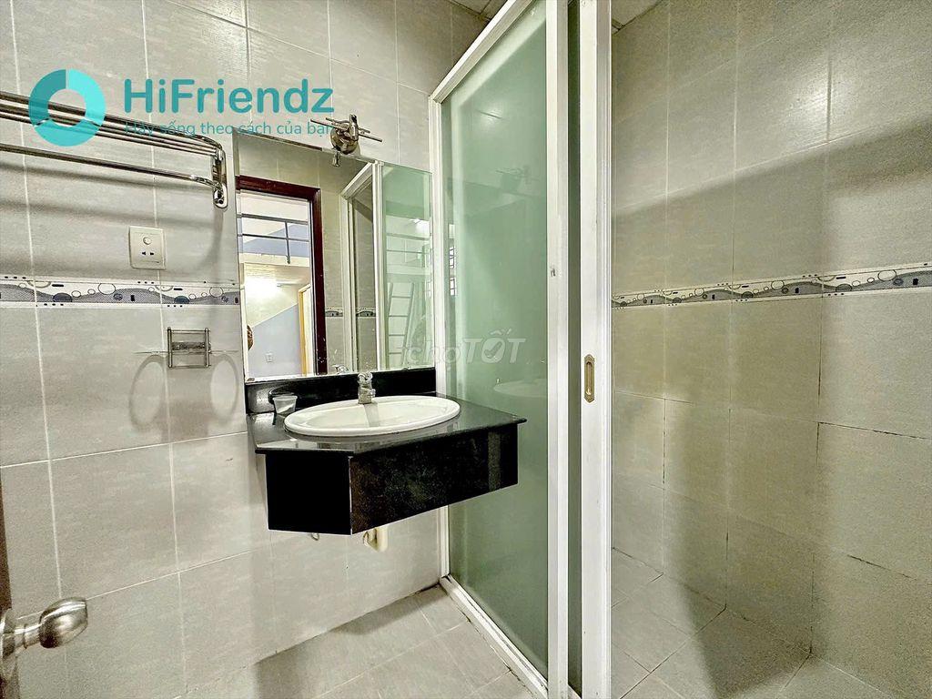 Phòng trọ duplex cách iuh cs1 500m đi bộ