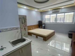 Studio cửa sổ trời các iuh cs1 500m hàng cực hiếm.