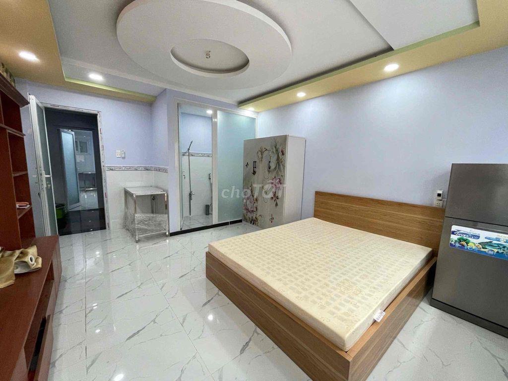Studio cửa sổ trời các iuh cs1 500m hàng cực hiếm.