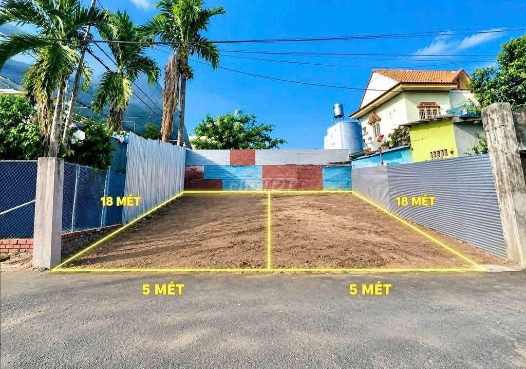 Đất thổ cư 5x18m, hẻm xe hơi đường Mỹ Huề, gần trường Nguyễn Hữu Cầu