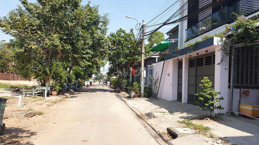 Đất thổ cư 5x26m, mặt tiền đường nhựa 7m gần Chợ Xuân Thới Thượng  