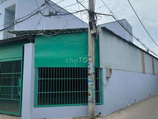 Nhà 1 lầu sân rộng 13x20m, hẻm xe hơi 1/Nguyễn Thị Sóc gần Chợ Đầu Mối
