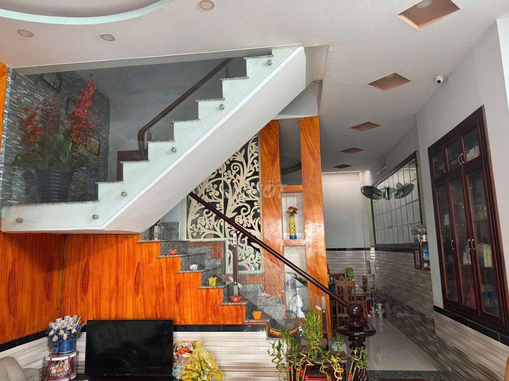 Nhà trệt 2 lầu 5x16m, đường nhựa 7m KDC Đại Hải gần Chợ Đại Hải 