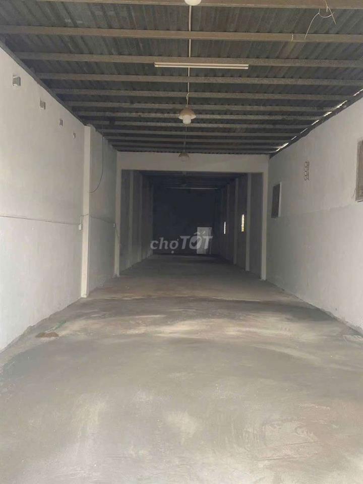 Nhà nguyên căn 5x40m, mặt tiền đường Xuân Thới Sơn 22, gần Trần Văn 10