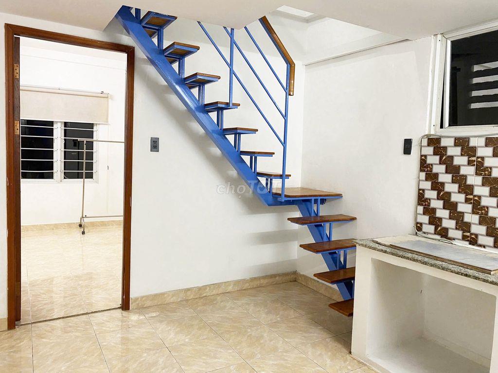 Bán căn hộ chung cư Lý Văn Phức ,Phường Tân Định, Quận 1
