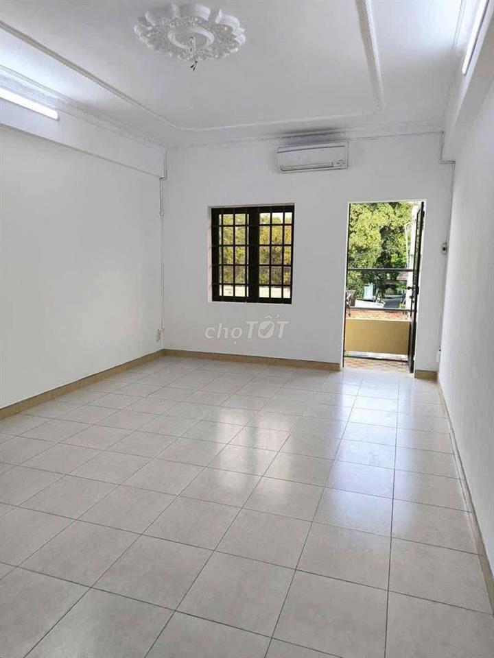 Cho thuê chung cư Hoàng Sa-Quận 3 Ko Nội Thất 2PN, 79m2 giá 10,5 tr/th