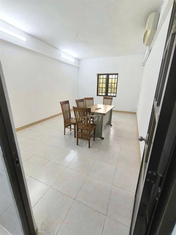Cho thuê chung cư Hoàng Sa-Quận 3 Ko Nội Thất 2PN, 79m2 giá 10,5 tr/th