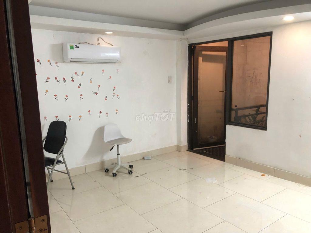 Đường Bình Thới P11 Q11 ( Nhà mặt tiền )
