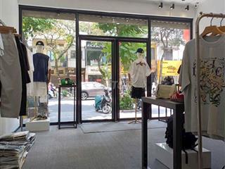 Chuyển nhượng shop quần áo