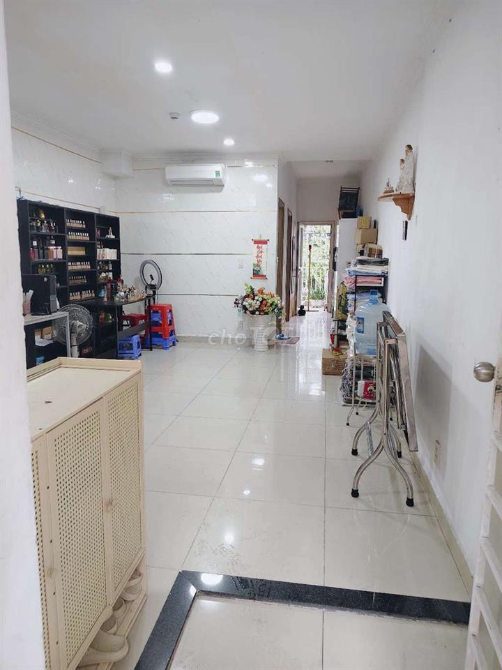 Bán Căn Chung cư Green Town Bình Tân Sổ Hồng Riêng sát chợ trường, cv