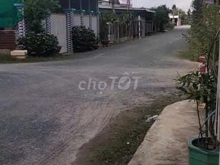 Gấp ! cần tiền bán căn nhà 151m2 Tân Thông Hội Củ Chi chỉ 900tr
